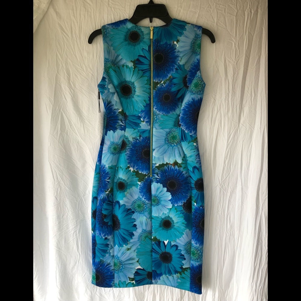CLAVIN KLEIN dress size 4 blue flower sleeveless dress zipper closure. - Picture 2 of 12